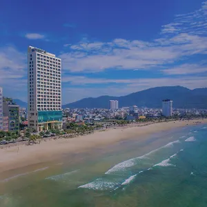 Le Sands Oceanfront Hotel Da Nang